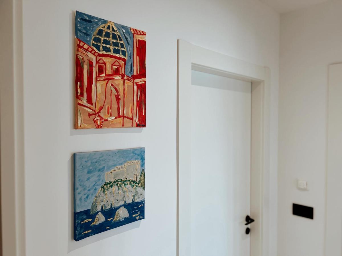 Dawn & Dusk - Modern Two Bedroom Apartment With Mountain Views Чилипи Экстерьер фото